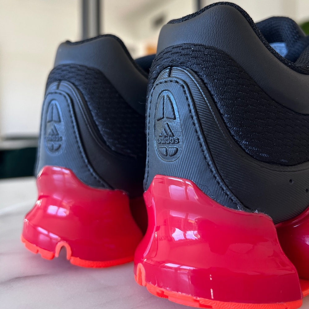 adidas Megaride Core Black/ Better Scarlet /Solar Orange - Picture 9 of 12